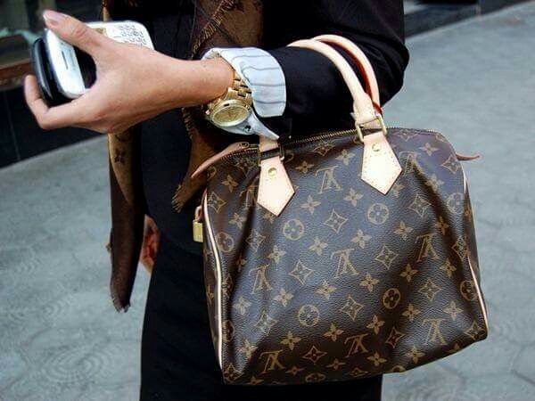 Speedy p9 25 mit Schulterriemen Brown