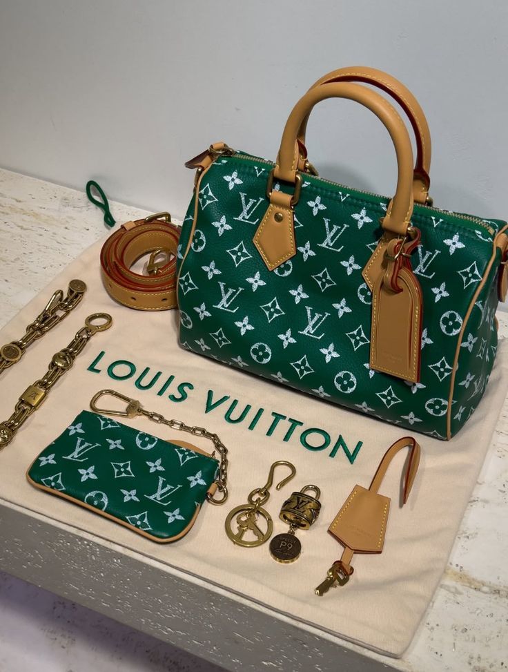 Speedy p9 25 mit Schulterriemen Green