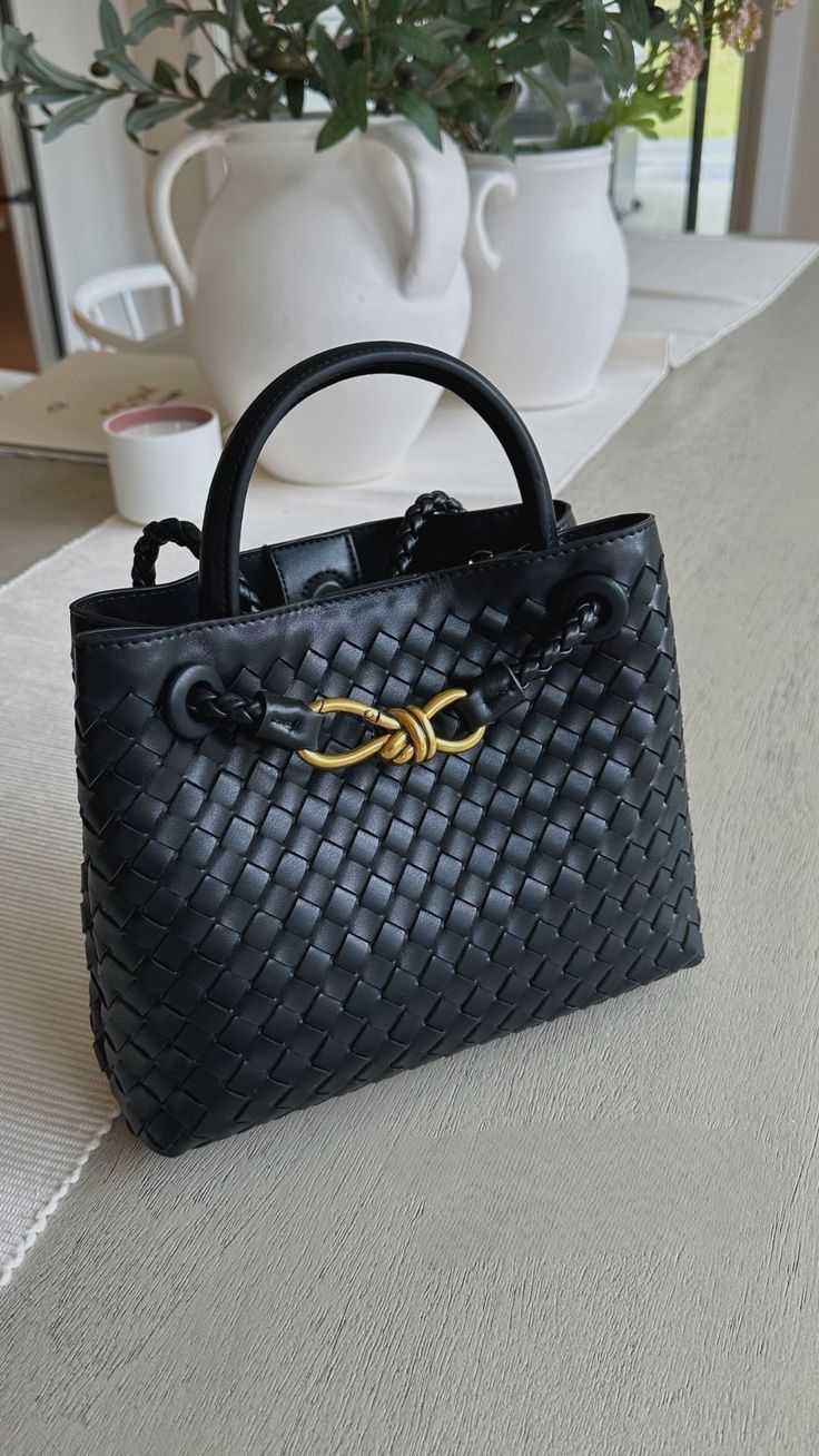 Bottega Veneta Black