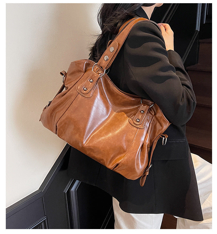 Ravena Classic Handbag