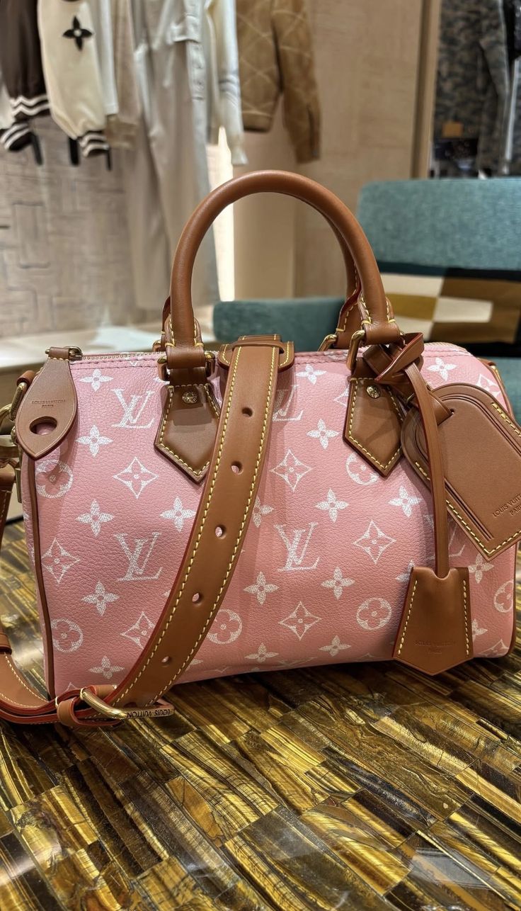 Speedy p9 25 mit Schulterriemen Pink